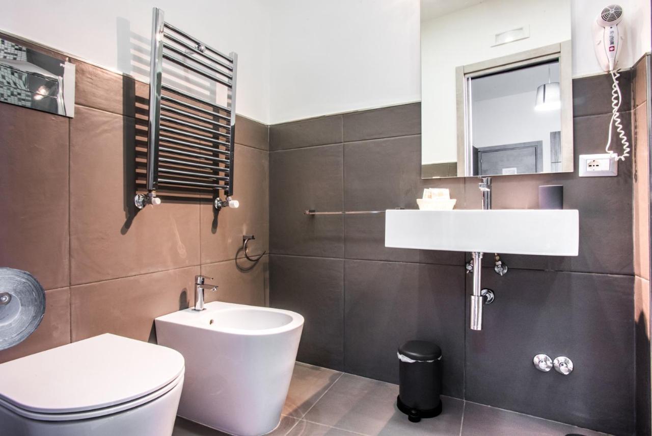 נאפולי Solarium Al Duomo Rooms By Wonderful Italy מראה חיצוני תמונה